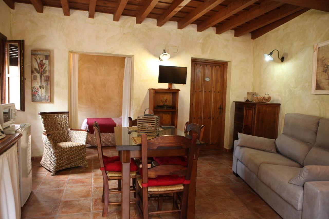 Apartamentos Rurales La Solana Робледийо де Гата Екстериор снимка